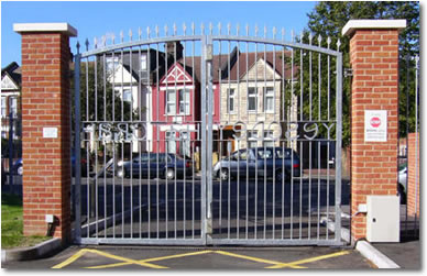 Commercial Gates & Automation | Automatic & Manual Swing Gates
